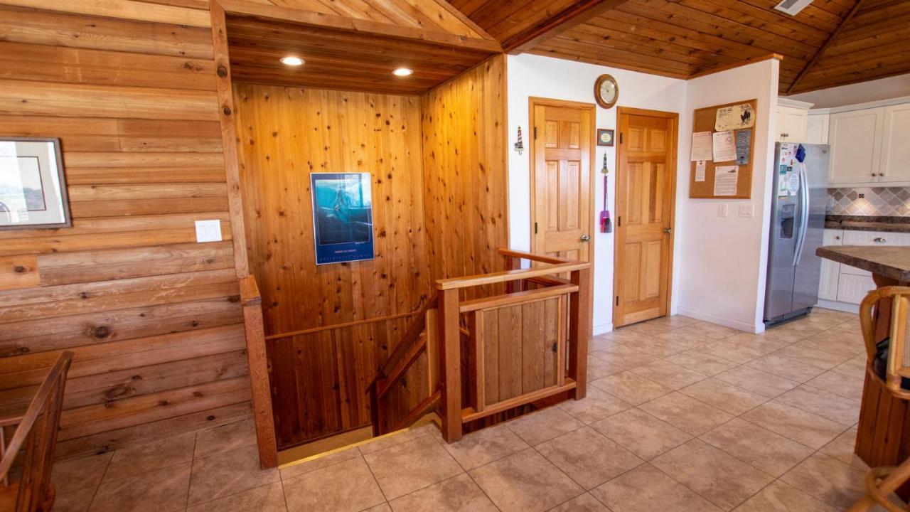 Wl933, Tale Of The Whale- Oceanfront, Private Beach Access, Gas Fireplace, Ocean Views Corolla Extérieur photo
