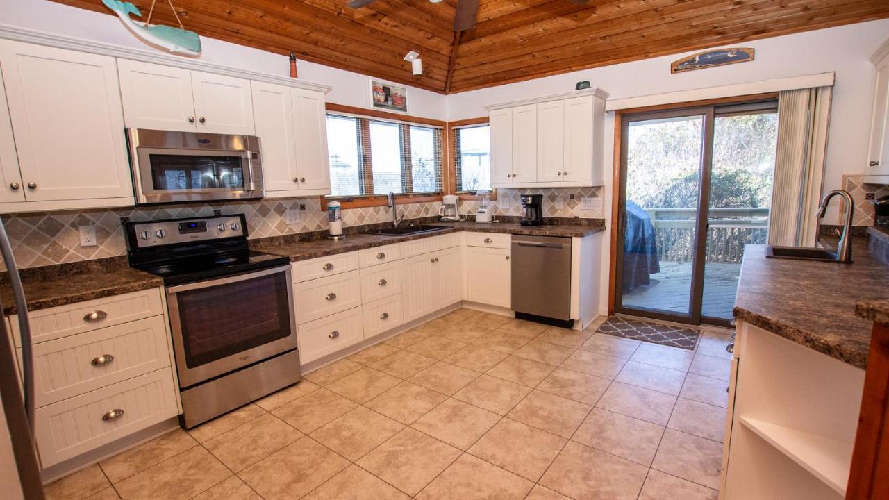 Wl933, Tale Of The Whale- Oceanfront, Private Beach Access, Gas Fireplace, Ocean Views Corolla Extérieur photo